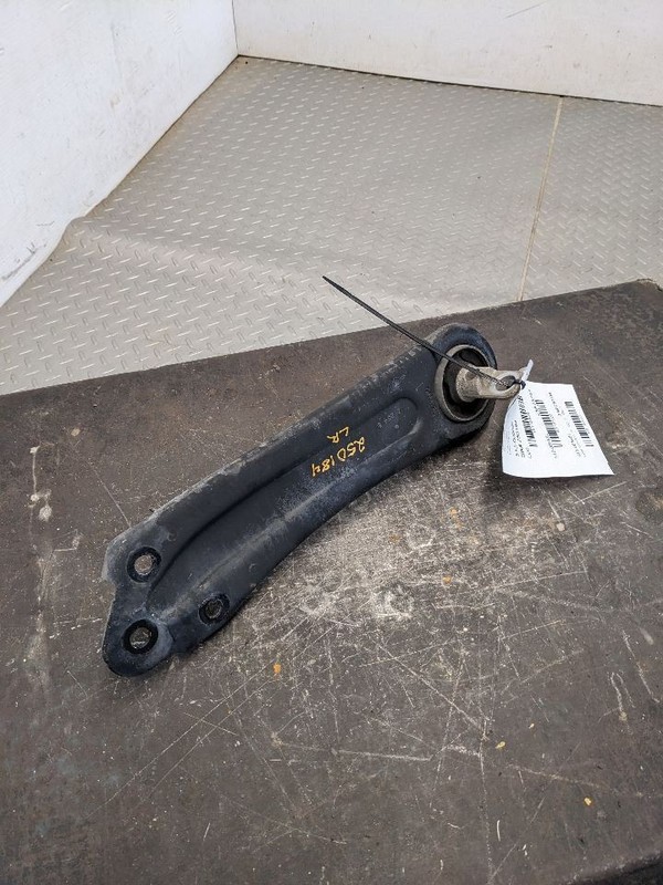 Driver Lower Control Arm Rear Trailing Arm Fits 14-23 CHEROKEE 1183025