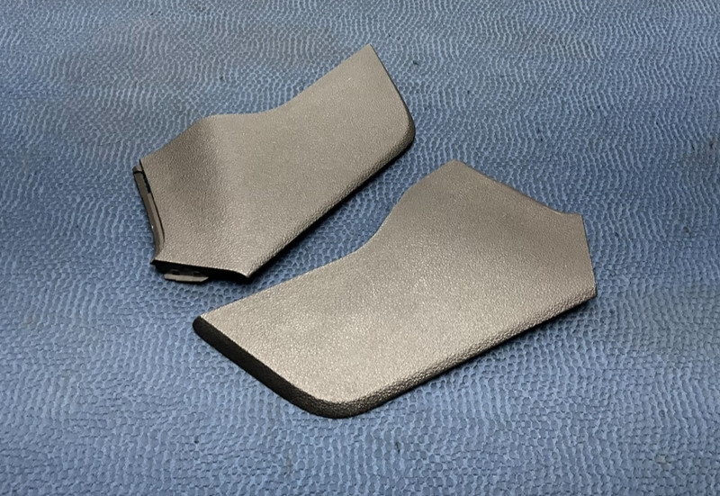 06-10 Saturn Sky Center Console Extensions Trim Left Right Half Trim SET OEM 69K