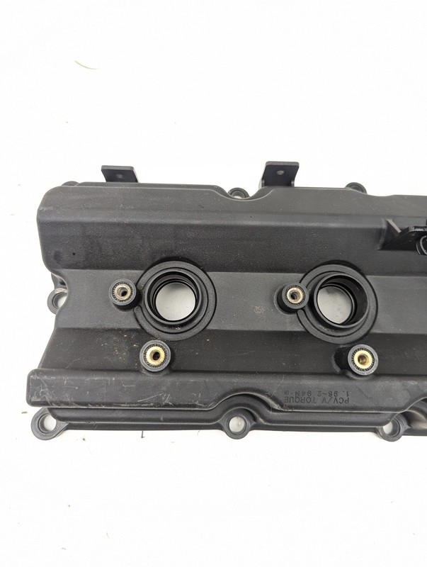 Valve Cover Right VQ35DE Fits For INFINITI G35 G35/V35 Y2097-011
