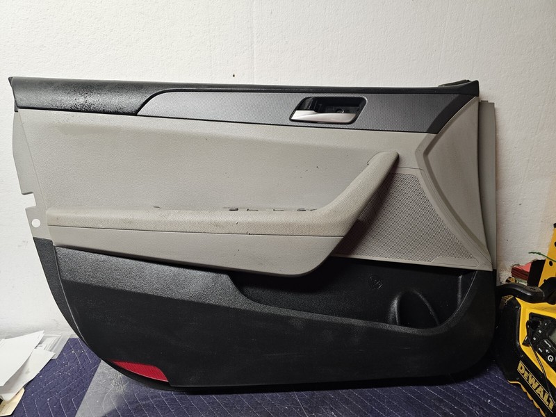 Front Door Trim Panel HYUNDAI SONATA Left Driver LH 18 19