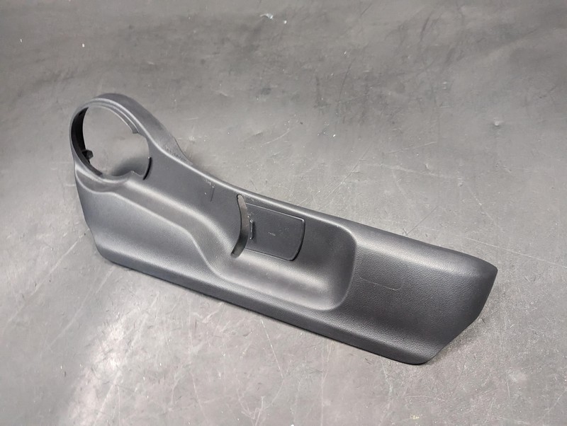 Front Right Seat Outer Side Cover 2021 Toyota C-HR 71811-F4010 2018 2019 - 2022