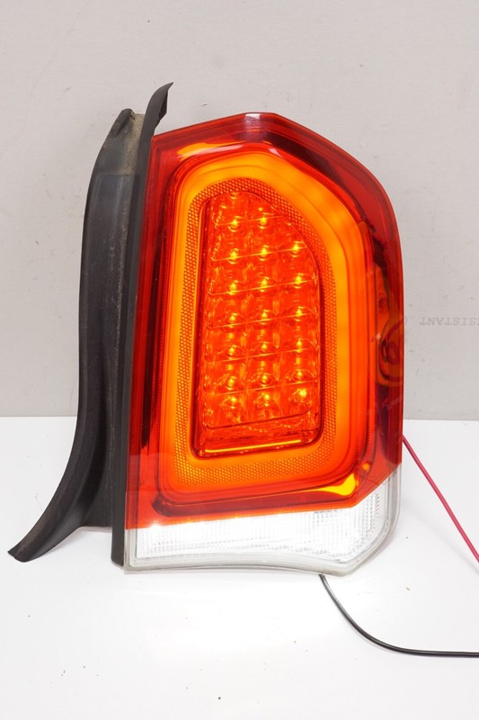 CHRYSLER 300 Right RH Tail Stop Turn Lamp LED OEM 2015 - 2022