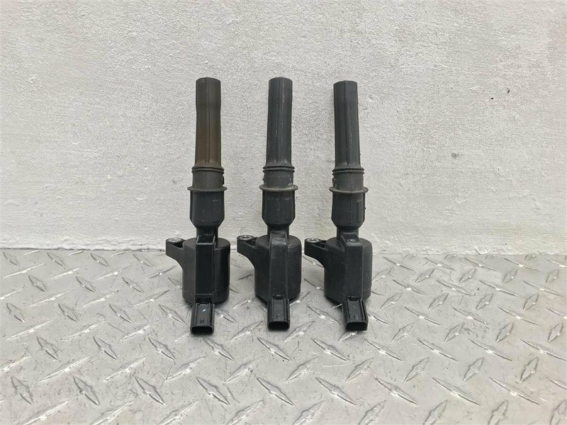 97-00 FORD F150 F250 EXPEDITION 5.4L IGNITION COILS SET OF 3 OEM F7TU-12A366-CD