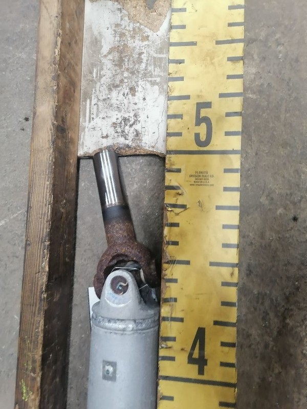 Rear Drive Shaft 4WD 6 Cylinder Manual Transmission Fits 05-19 FRONTIER 1617655