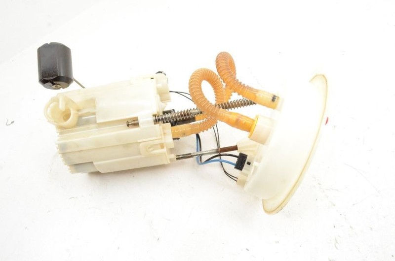 2014-2016 BMW 328d AWD Diesel Fuel Pump Assembly 7243972