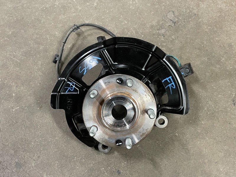 24 25 Hyundai Elantra Front Right Passenger Spindle Knuckle Hub FWD 1655 OEM