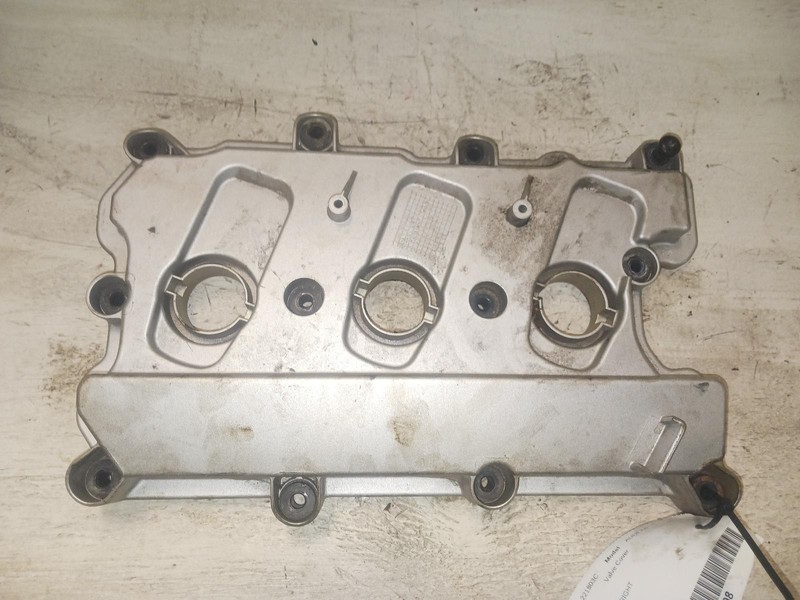 16-'18 AUDI A6 passenger side Valve Cover 3.0L OEM