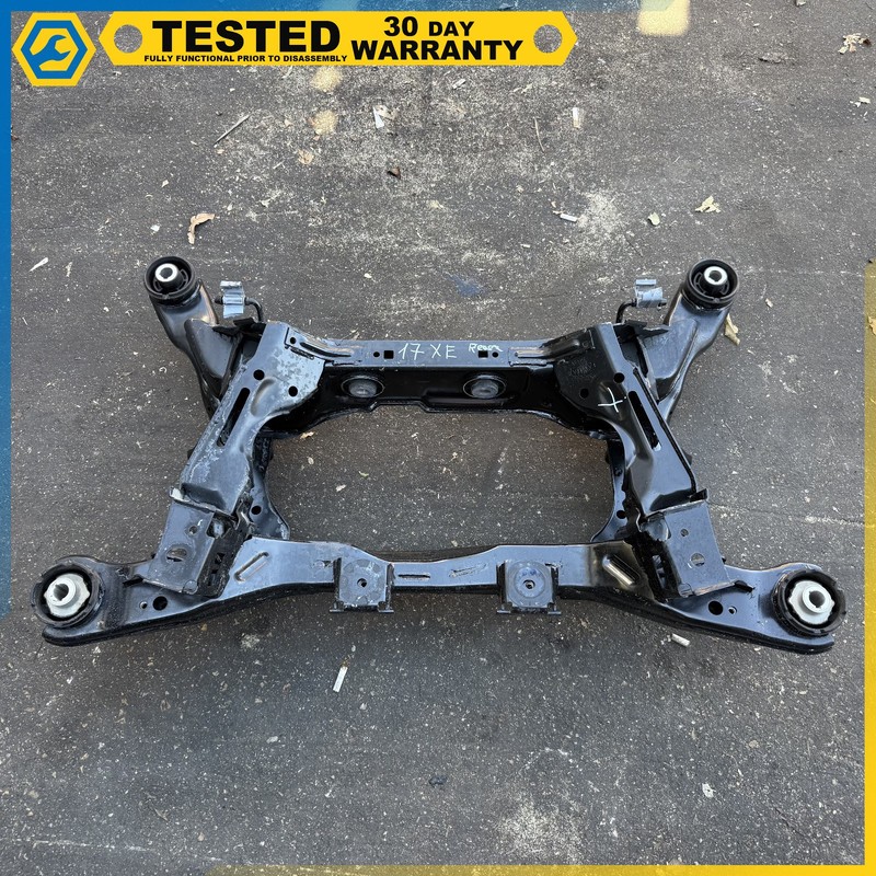 17-18 JAGUAR XE RWD REAR SUSPENSION CROSSMEMBER SUBFRAME SUB FRAME OEM
