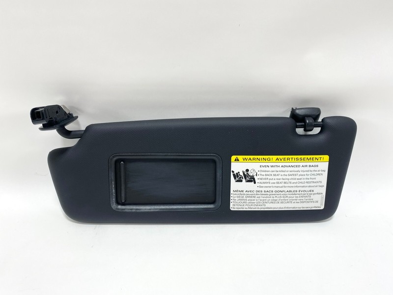 15-18 AUDI Q3 8U FRONT LEFT DRIVER SIDE INTERIOR ROOF SUNVISOR SUN VISOR OEM