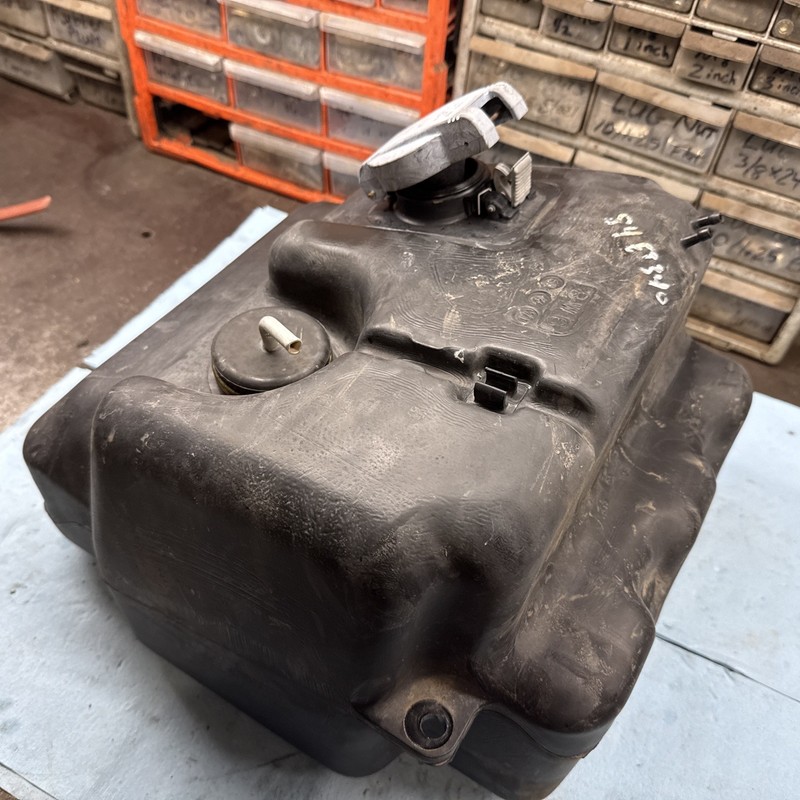 1984 - 1990 Yamaha Enticer ET340 Vintage Snowmobile Gas Tank Fuel Cell Good
