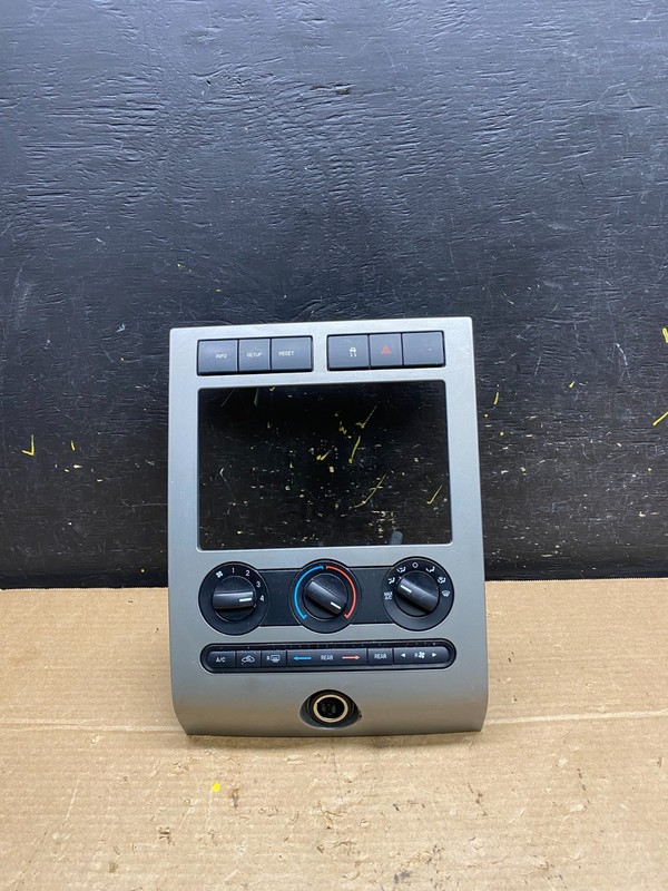 2007 to 2014 Ford Expedition Temperature Climate Control w/ Radio Bezel W9652 DG