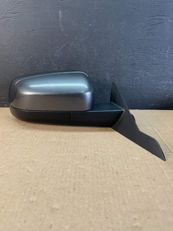 2005 2006 2007 Ford Five Hundred Right Passenger View Door Mirror OEM AD0315 DW