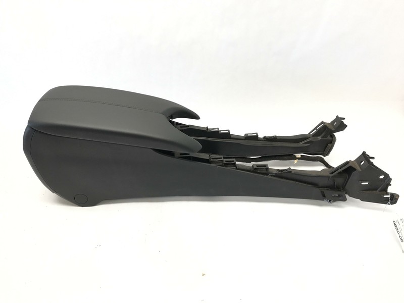14 15 16 17 18 CADILLAC ATS CENTER CONSOLE OEM ARMREST BLACK