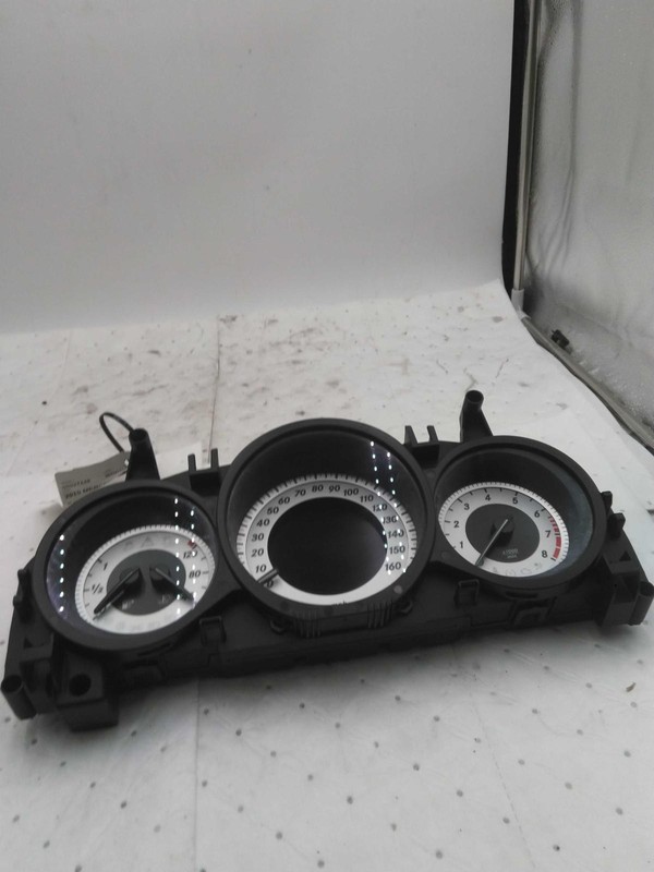 2015 Mercedes-Benz C-Class Speedometer Gauge OEM Black 81K Miles NJ25-27148
