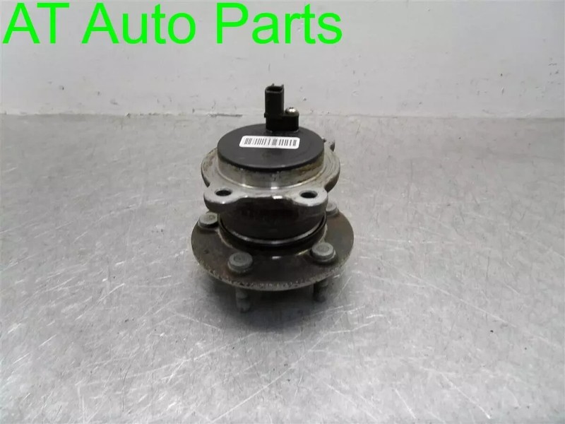 2013-2019 FORD ESCAPE C-MAX REAR HUB WHEEL BEARING NO AUTO PARK OEM CV6Z-1104-F