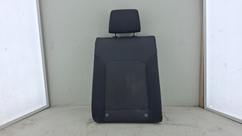 2012-2015 VW PASSAT - REAR Right Upper SEAT Backrest Cushion 561885806S OEM