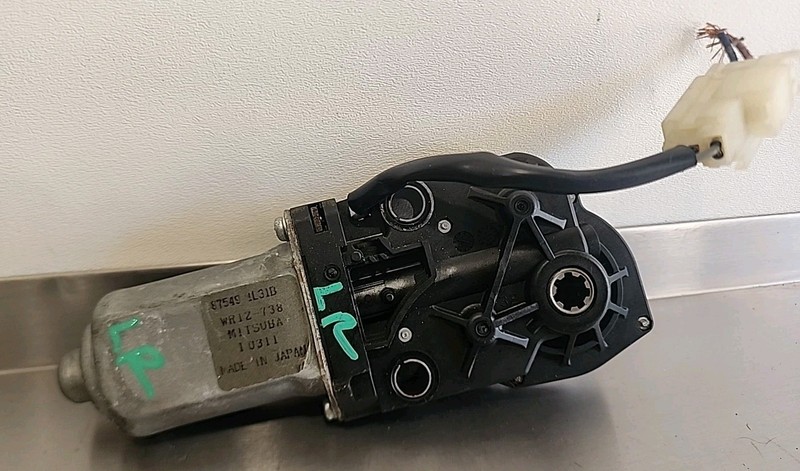 875491L31B | 11-17 Infiniti QX56 QX80 Left Rear Third 3rd Row Seat Fold Motor LH