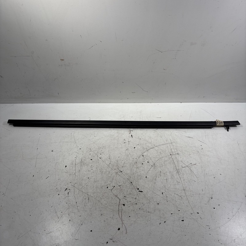15-20 Honda Fit Right Rear Door Belt Molding 72910-T5A-003 OEM
