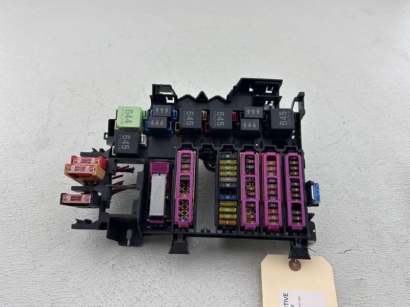 2015 - 2018 Audi A8 Quattro Fuse Box Relay Cabin Junction Unit Interior OEM