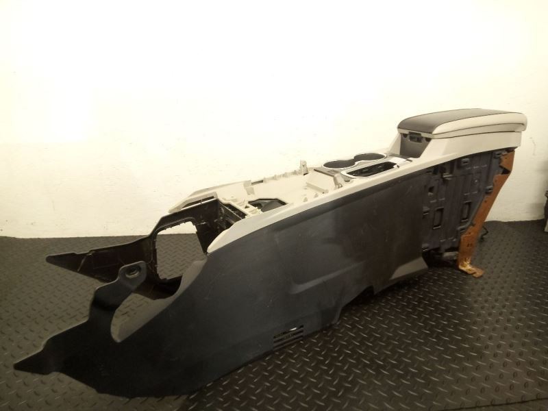 10-11 Chevrolet Equinox 2.4L Floor Console Black Gray OEM 20903857