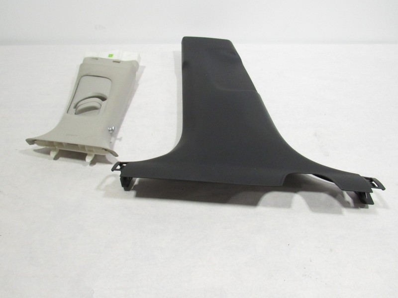 19-21 Genesis G70 2020 Left Driver B Pillar Cover Panel Trim Set 2 PCS ;:O