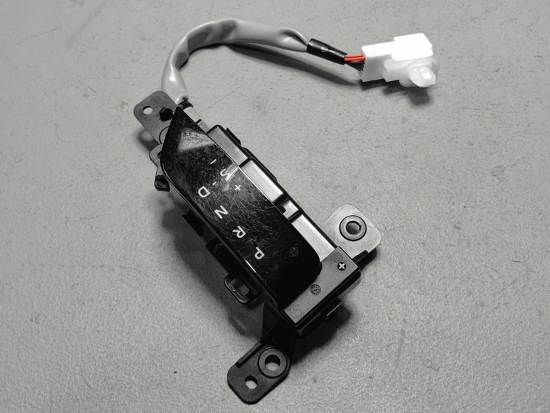 2019-2023 TOYOTA RAV4 TRANSMISSION SHIFTER GEAR POSITION INDICATOR OEM