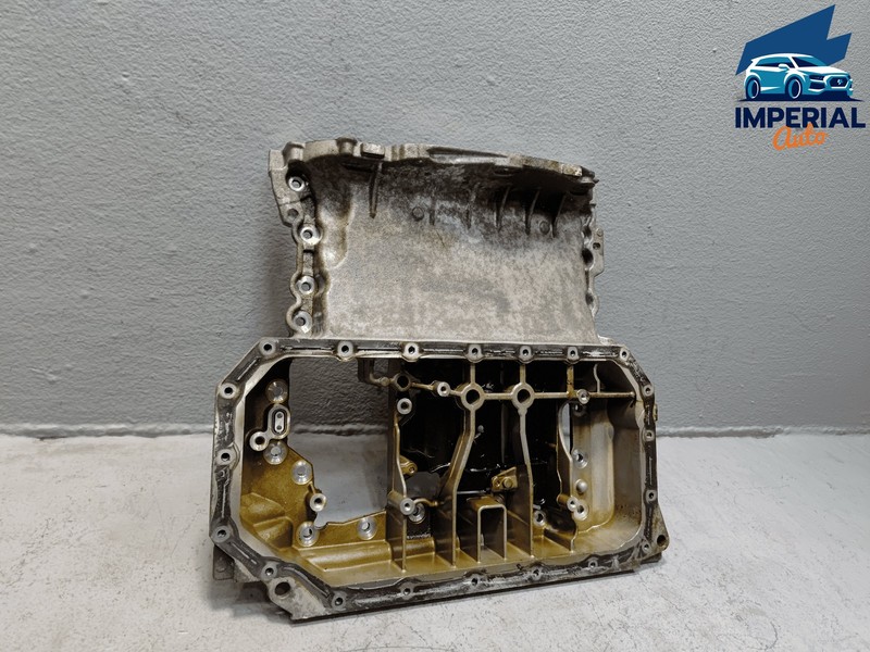 AUDI Q7 2017-2019 3.0L V6 ENGINE MOTOR UPPER OIL PAN W/ BUFFLE OEM