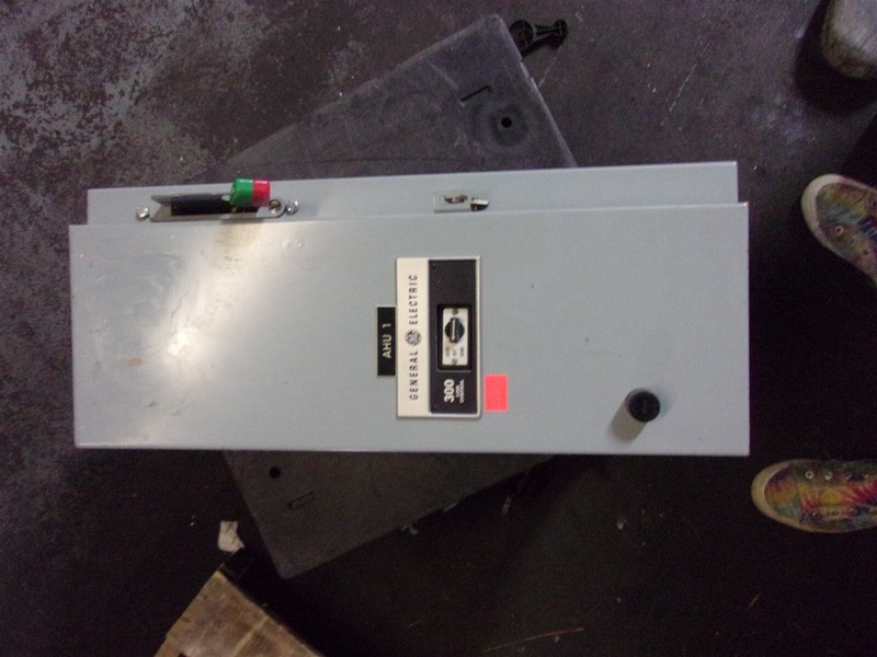 GE CR308 Combination Magnetic Starter Enclosure Cabinet *FREE SHIPPING*