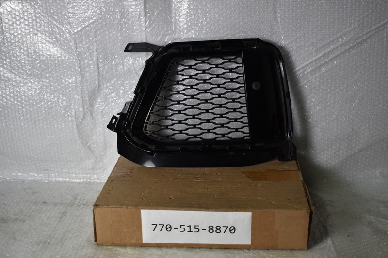 2018-2020 LAND RANGE ROVER RH RIGHT SIDE BUMPER GRILLE JK62-018K27-AC OEM