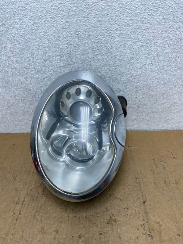 2005 to 2008 Mini Cooper Right Passenger Side Headlight Xenon HID AD0568 DG