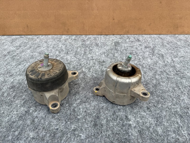 KIA STINGER 2018-2023 OEM LEFT AND RIGHT ENGINE MOTOR MOUNT AWD 3.3T ASSEMBLY