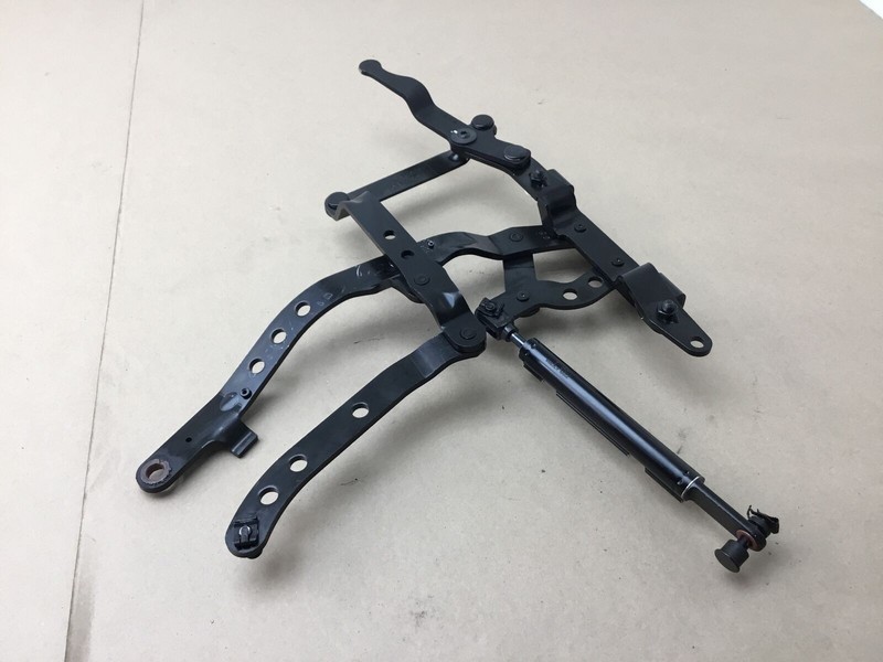 Audi R8 2011 Convertible Left Driver Roof Hinge W/ Strut 08-12 :O