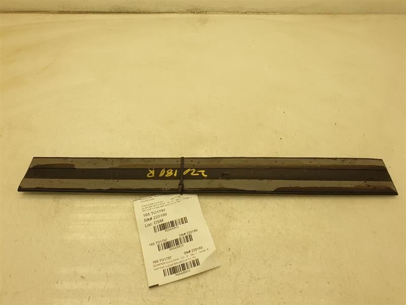 1997 TOYOTA T100 SR5 3.4L PASSENGER SIDE REAR QUARTER PANEL MOULDING