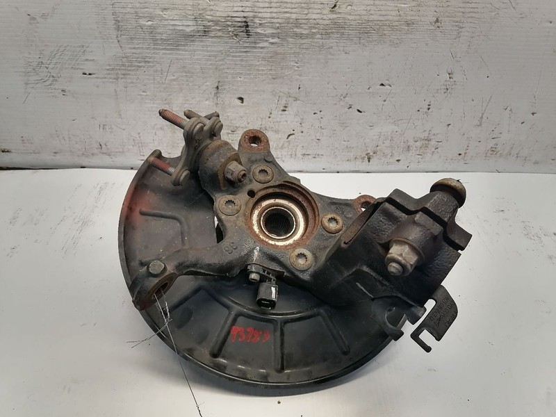 Passenger Right Front Spindle/Knuckle Fits 12-22 PASSAT 1437272