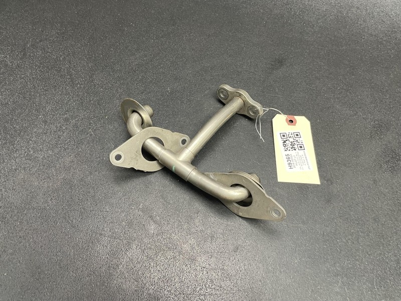 Exhaust Gas Recirculation EGR Pipe 2019 Honda Pilot 17181-RLV-A00 2016 - 2021
