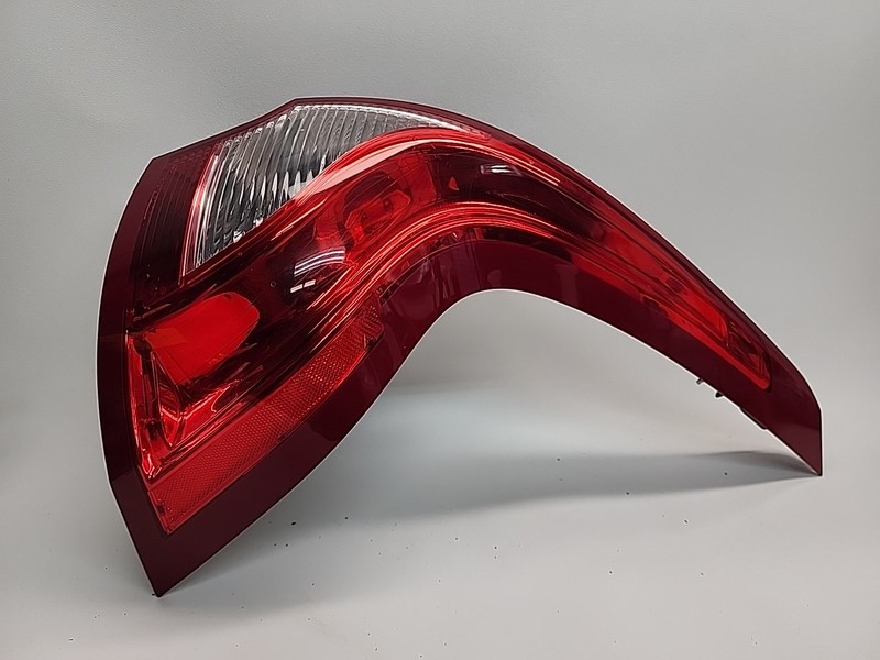 Passenger Right Tail Light Quarter Mounted Fits 14-17 VOLVO XC60OEM RH