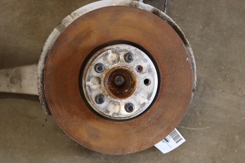 2013-2015 BMW 740LI F02 RWD FRONT RIGHT SPINDLE KNUCKLE HUB W/ CONTROL ARMS OEM