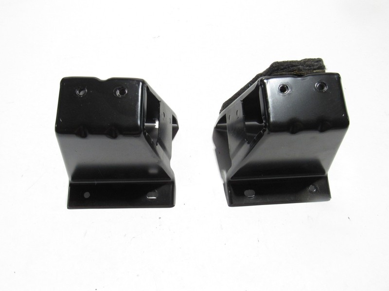 Maserati Levante 2018 Rear Right Left Support Mount Bracket Set 2 PCS 16-24 ;#4