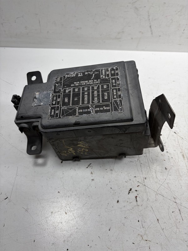 94-97 Acura Integra Main Fuse Box Assembly 38250-ST7-A01 OEM
