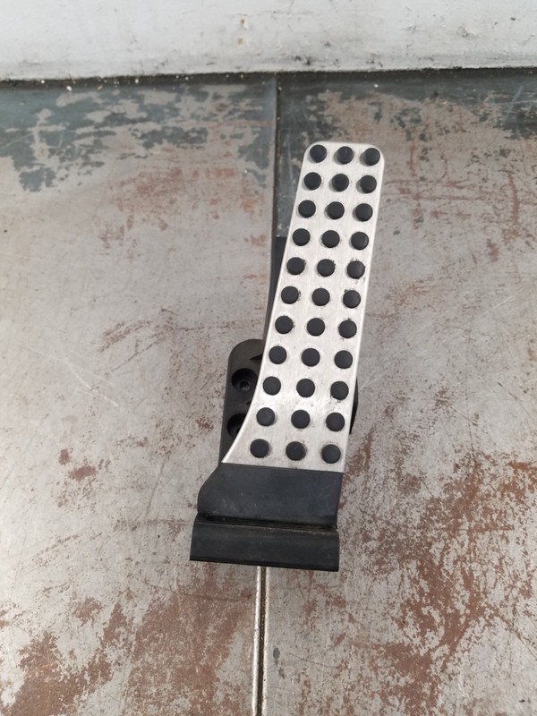 2012 Mercedes Benz AMG C 63 Accelerator Throttle Pedal #0967 G4