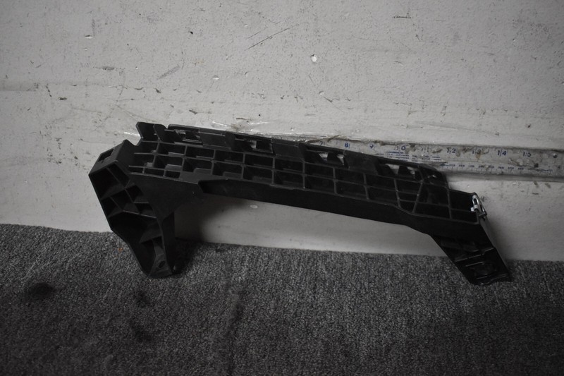 BRACKET TRIM FACTORY OEM
