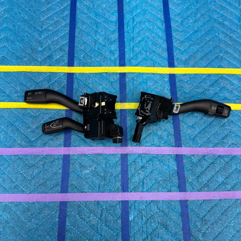 2007–2014 Audi TT Roadster Convertible Steering Column Switch Set OEM 8P0953519C
