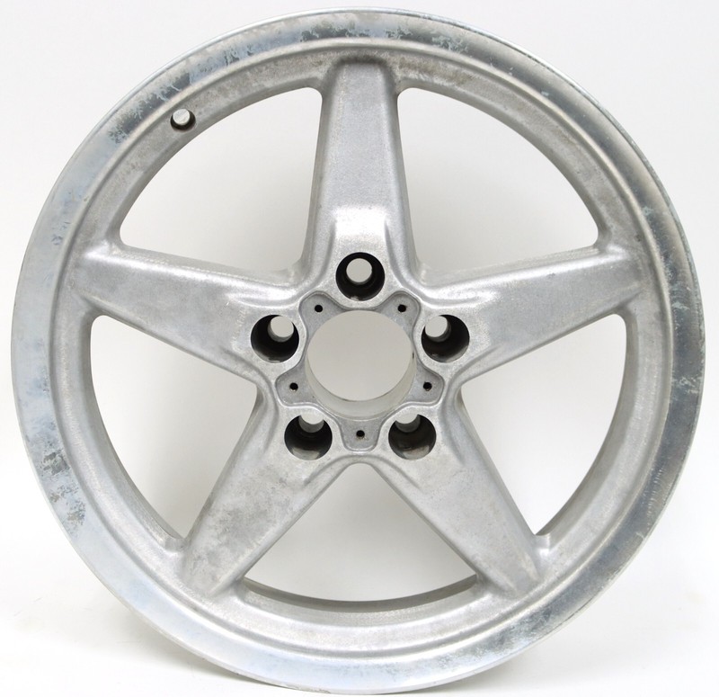Race Stars Drag Star 5x 120.65mm 17x4.5in Aluminum Wheel USED