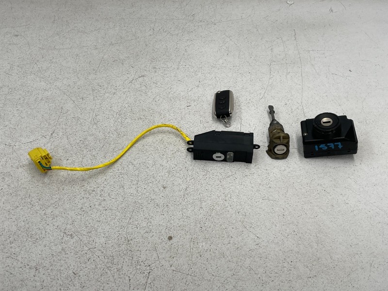 2003-2007 Bentley Continental GT Ignition Key Fob Lock Cylinder Set 1577 OEM