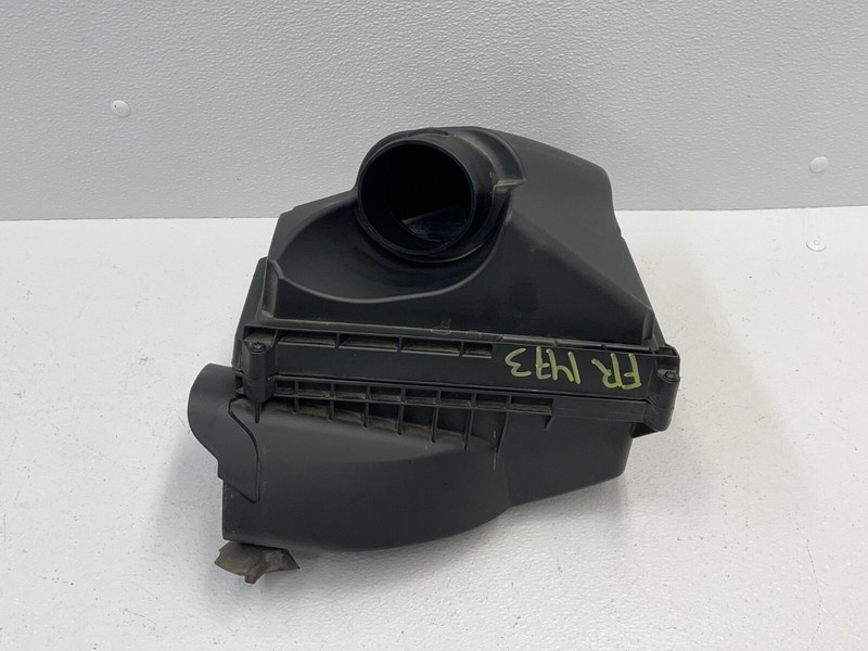 2021-2024 BMW M3 G80 Right Air Intake Cleaner Filter Housing Box 3.0L 1473 OEM
