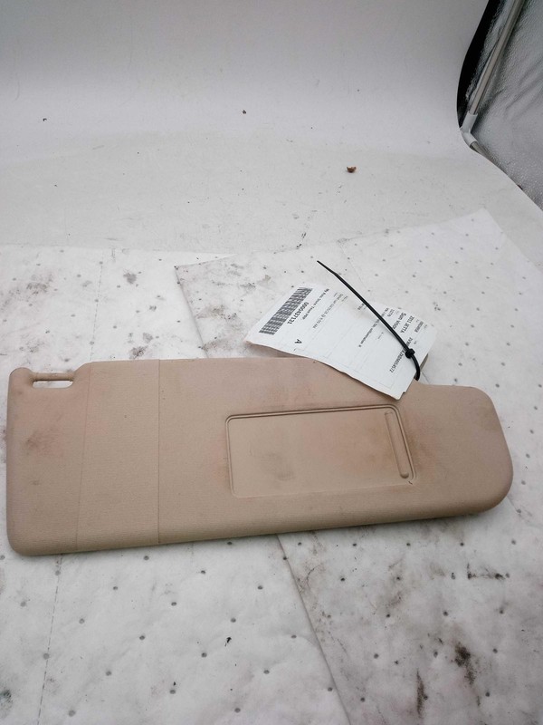 2011 Volkswagen Jetta White Sun Visor OEM Used 553768 4DR SED 215K Miles