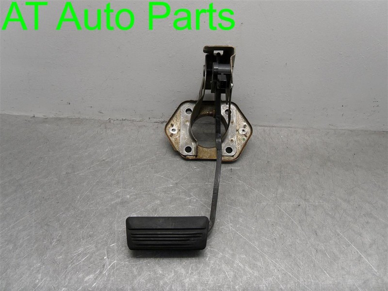 05 06 07 08 09 CHEVROLET UPLANDER BRAKE PEDAL ASSEMBLY OEM 70091279