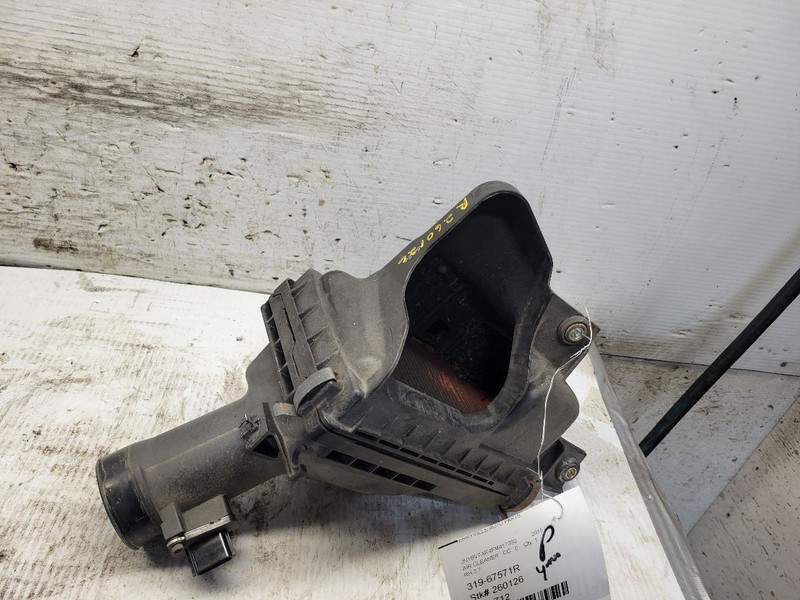 Passenger Air Cleaner 3.5L VQ35HR Hybrid Fits 14-18 INFINITI Q50 1777584