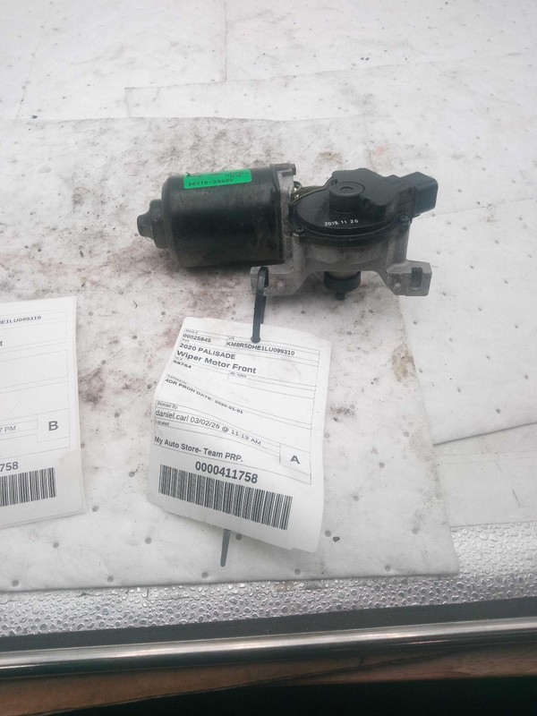 2020 Hyundai Palisade Wiper Motor OEM 98110G5000 60K Miles Black