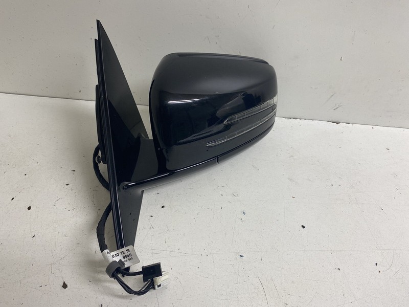 2011 Mercedes E350 Sedan from 11/1/2010 Left Driver Door Mirror 9 & 5 Wire Plug